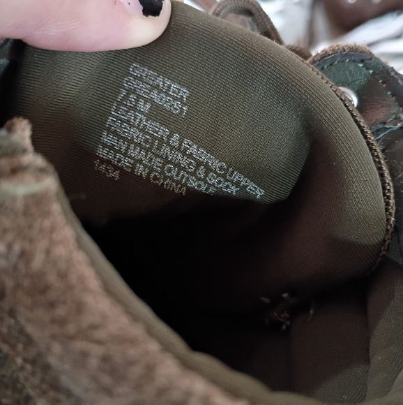 Steve Madden Women's Greater Hiker Platform Block Heel Booties Size 7.5 Olive - Picture 8 of 8